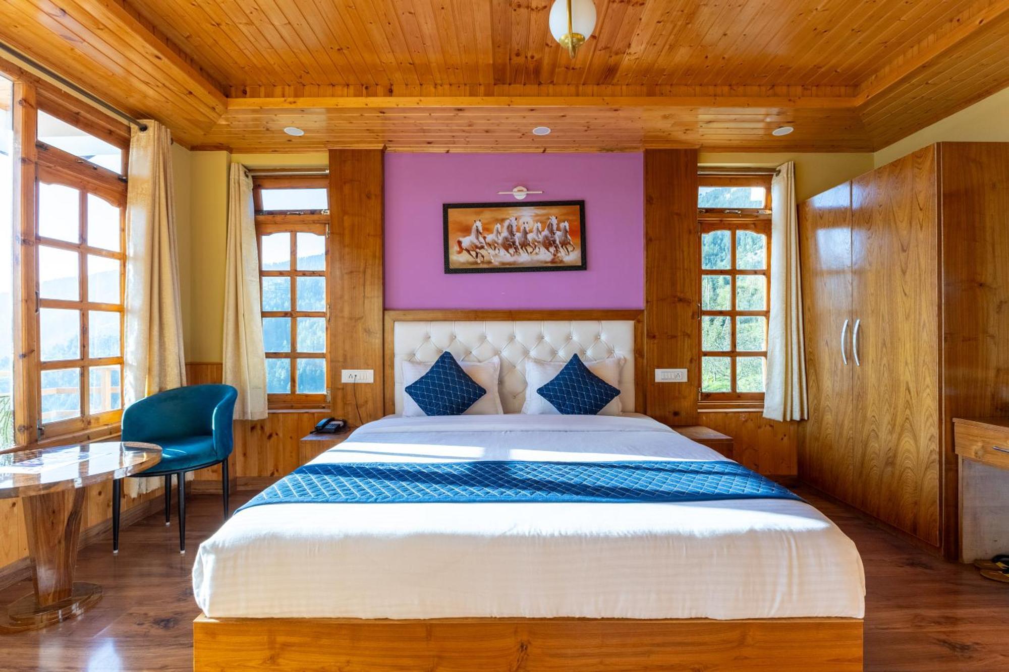 Hotel Wood Crista Kufri Near An Apple Orchard Exterior foto